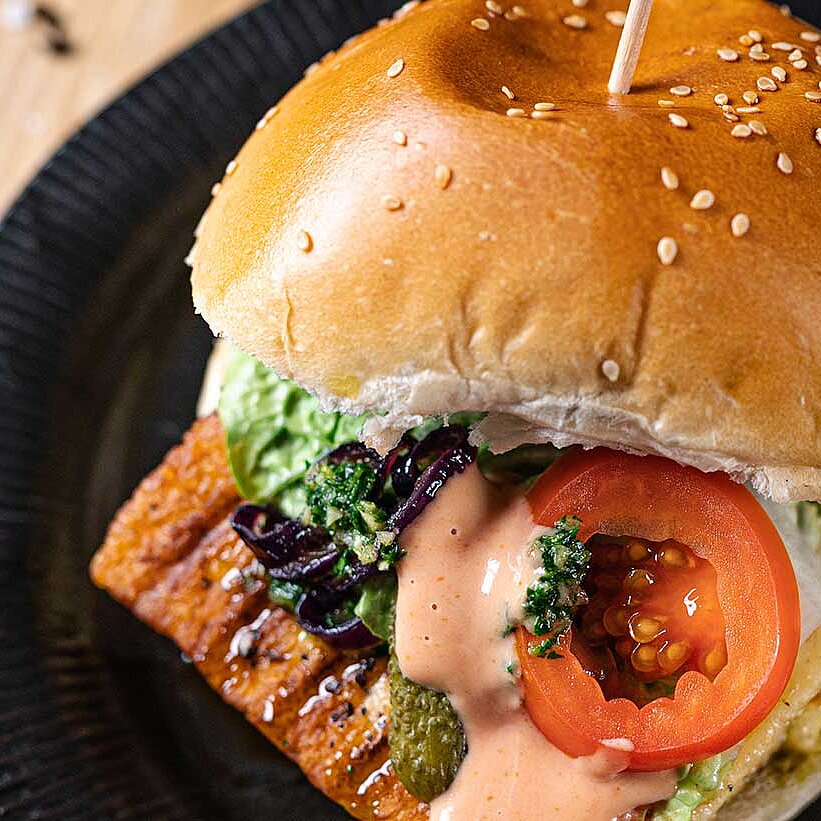 GAZİ Grill- und Pfannenkäse Burger