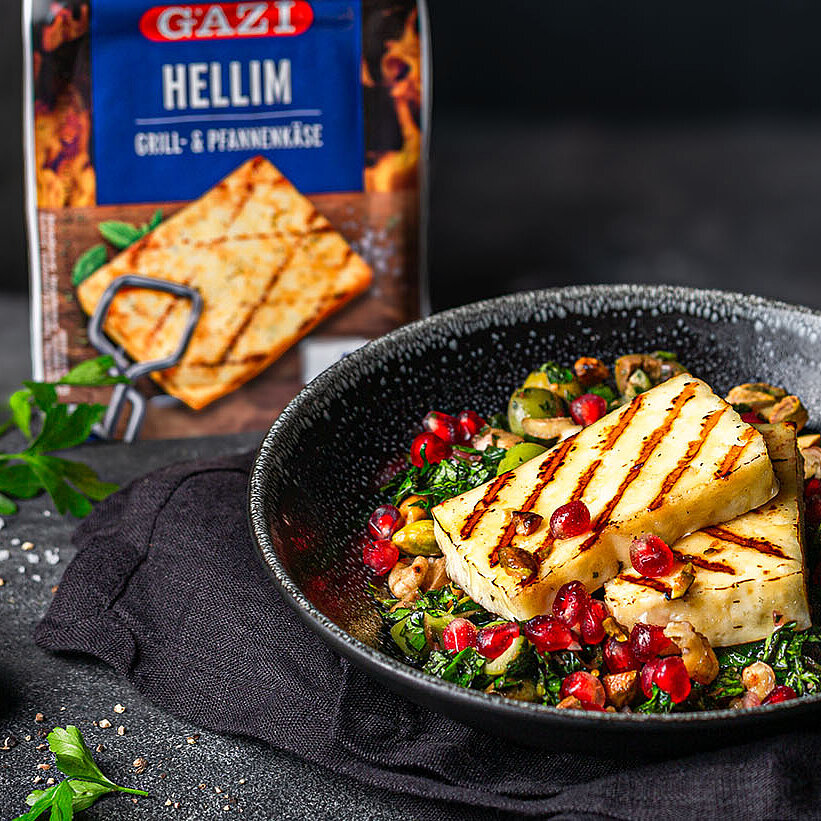 Hellim-Salat mit Granatapfelkernen